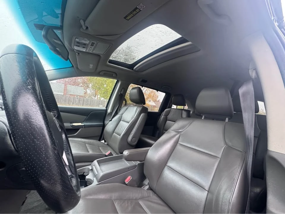 2011 Honda Odyssey - Image 13 of 20