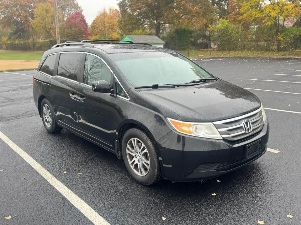 2011 Honda Odyssey - Image 3 of 20