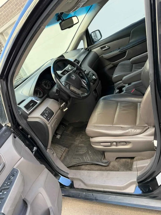 2011 Honda Odyssey - Image 9 of 12