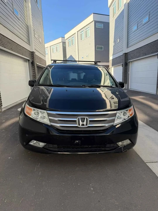 2011 Honda Odyssey - Image 6 of 12