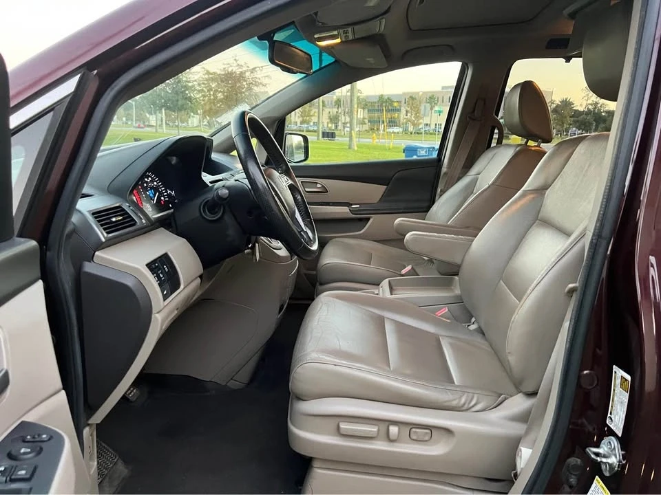 2011 Honda Odyssey - Image 5 of 13