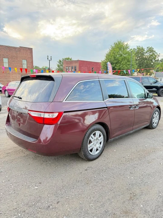 2011 Honda Odyssey - Image 4 of 10