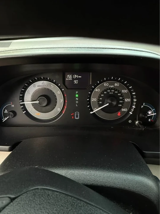 2011 Honda Odyssey - Image 18 of 19