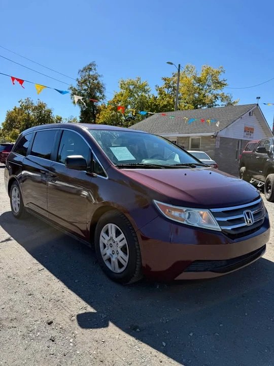 2011 Honda Odyssey - Image 13 of 19
