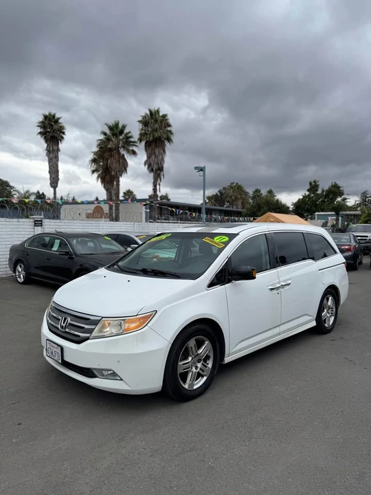 2011 Honda Odyssey - Image 3 of 16