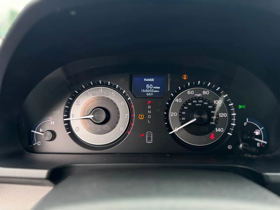2011 Honda Odyssey - Image 9 of 16