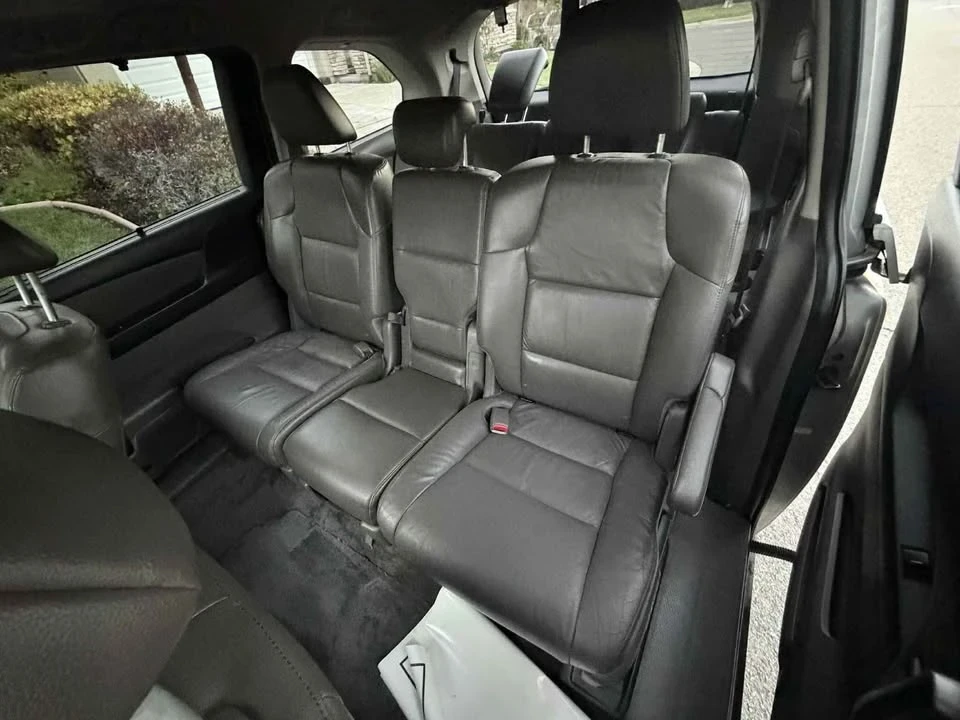 2011 Honda Odyssey - Image 12 of 13