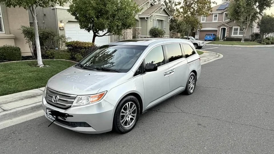 2011 Honda Odyssey - Image 13 of 13