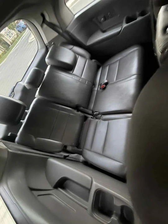 2011 Honda Odyssey - Image 9 of 13