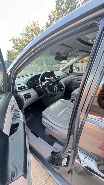2011 Honda Odyssey - Image 7 of 11