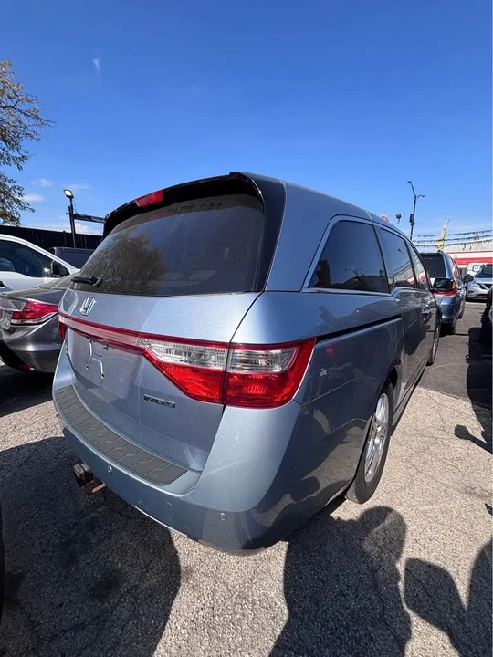 2011 Honda Odyssey - Image 6 of 6