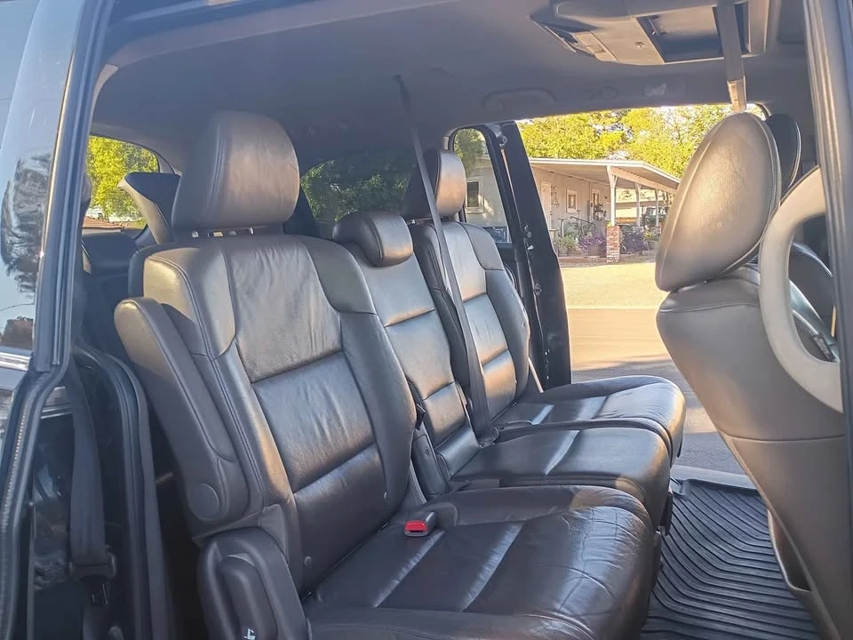 2011 Honda Odyssey - Image 13 of 14
