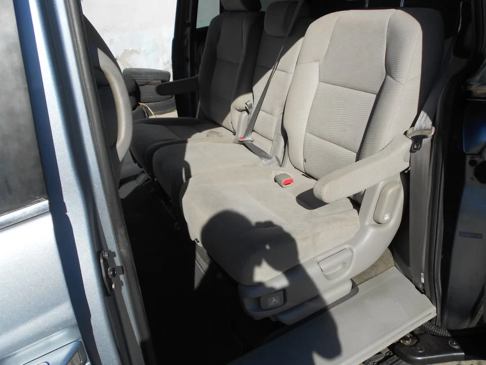 2011 Honda Odyssey - Image 7 of 20