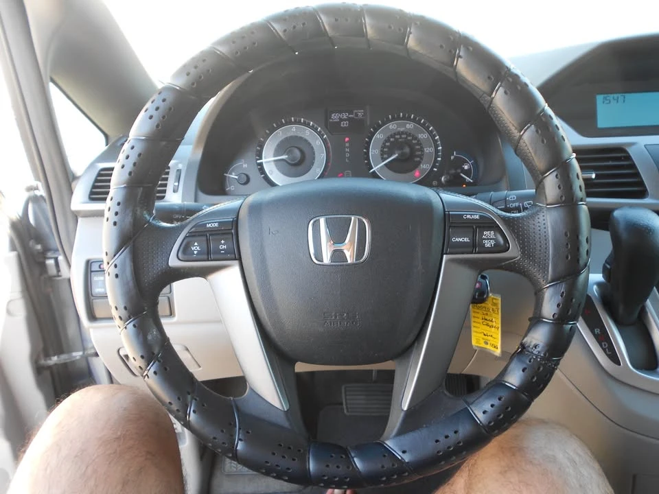 2011 Honda Odyssey - Image 17 of 20