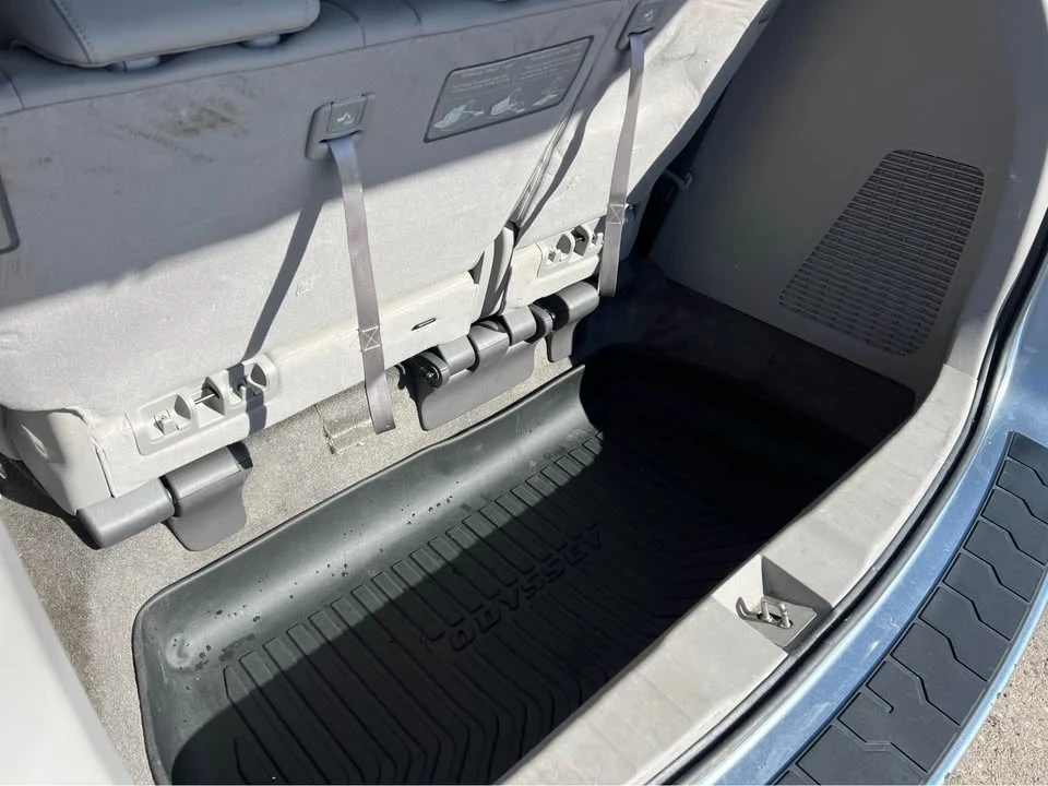 2011 Honda Odyssey - Image 17 of 17