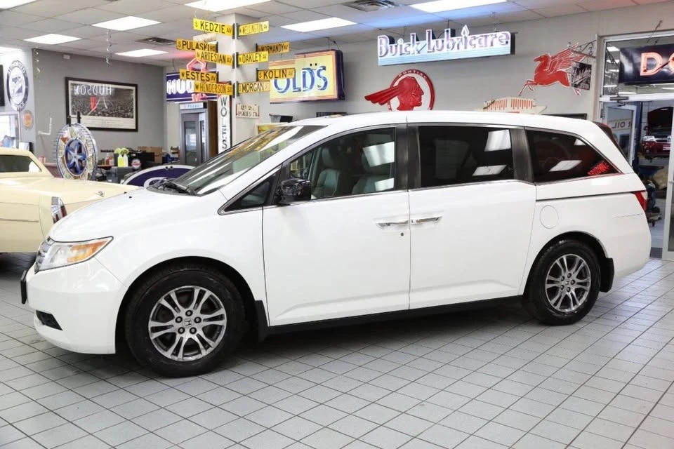 2011 Honda Odyssey - Image 4 of 20