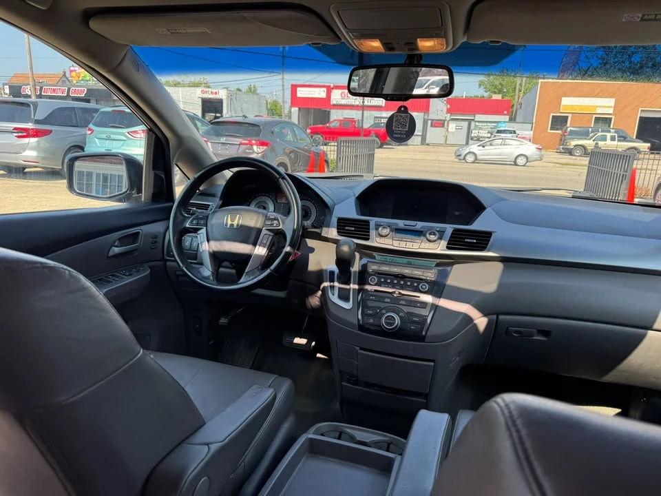 2011 Honda Odyssey - Image 9 of 18