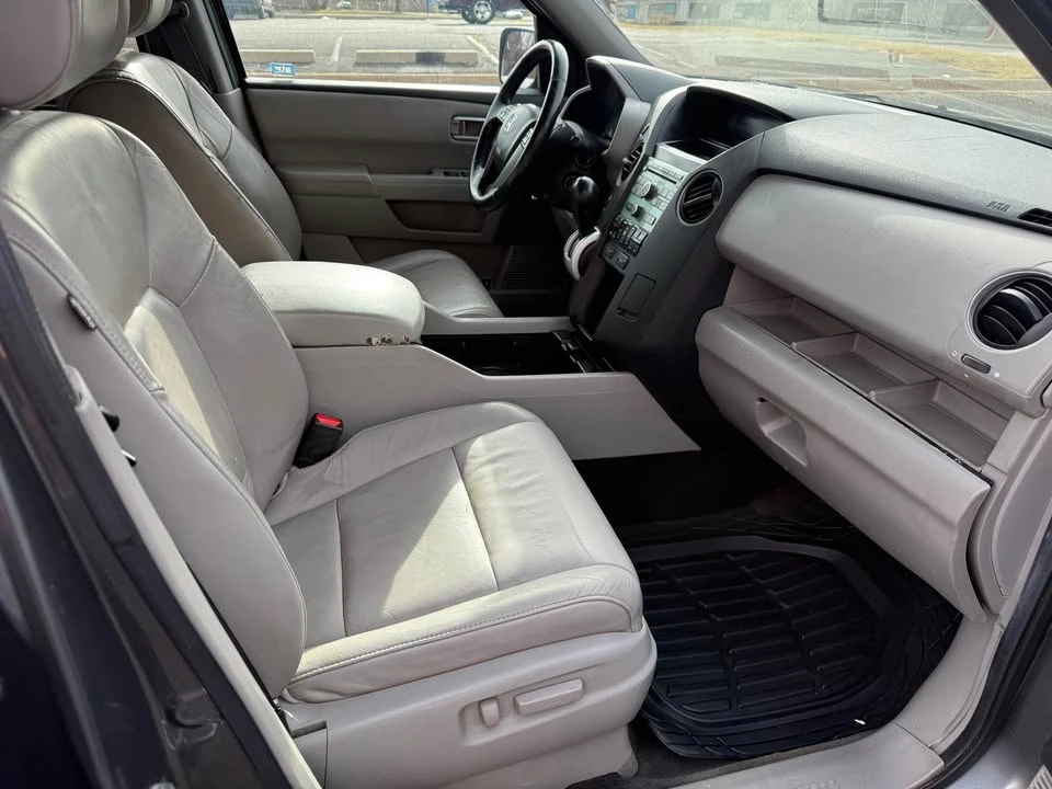 2011 Honda Pilot 2nd Gen - Image 11 of 16