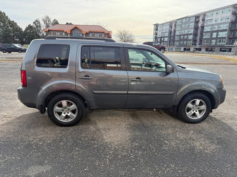 2011 Honda Pilot 2nd Gen - Image 5 of 16