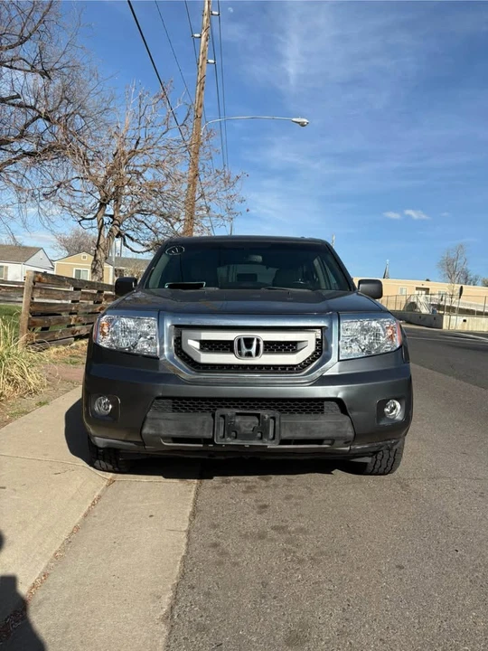 2011 Honda Pilot 2nd Gen - Image 2 of 11