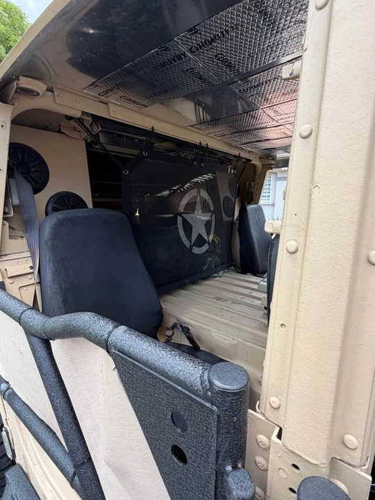 2011 Hummer HMMWV - Image 13 of 16