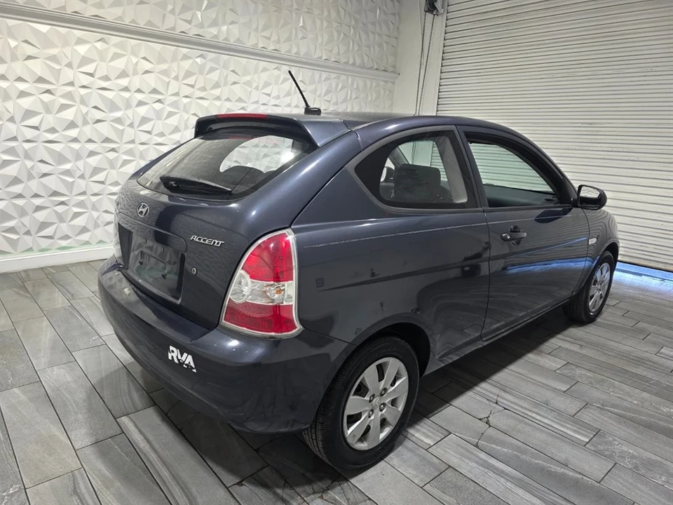 2011 Hyundai Accent - Image 11 of 21