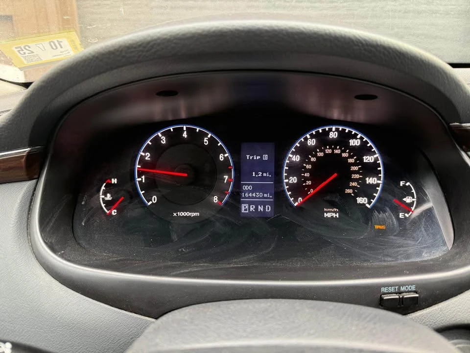 2011 Hyundai Azera - Image 9 of 9