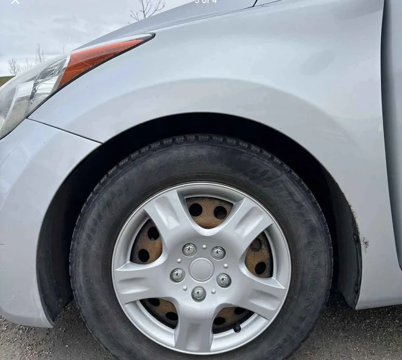 2011 Hyundai Elantra - Image 3 of 8