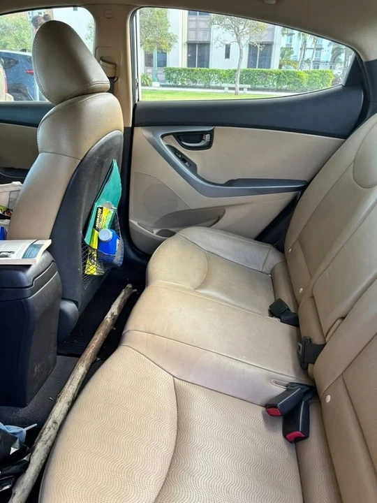 2011 Hyundai Elantra - Image 2 of 5