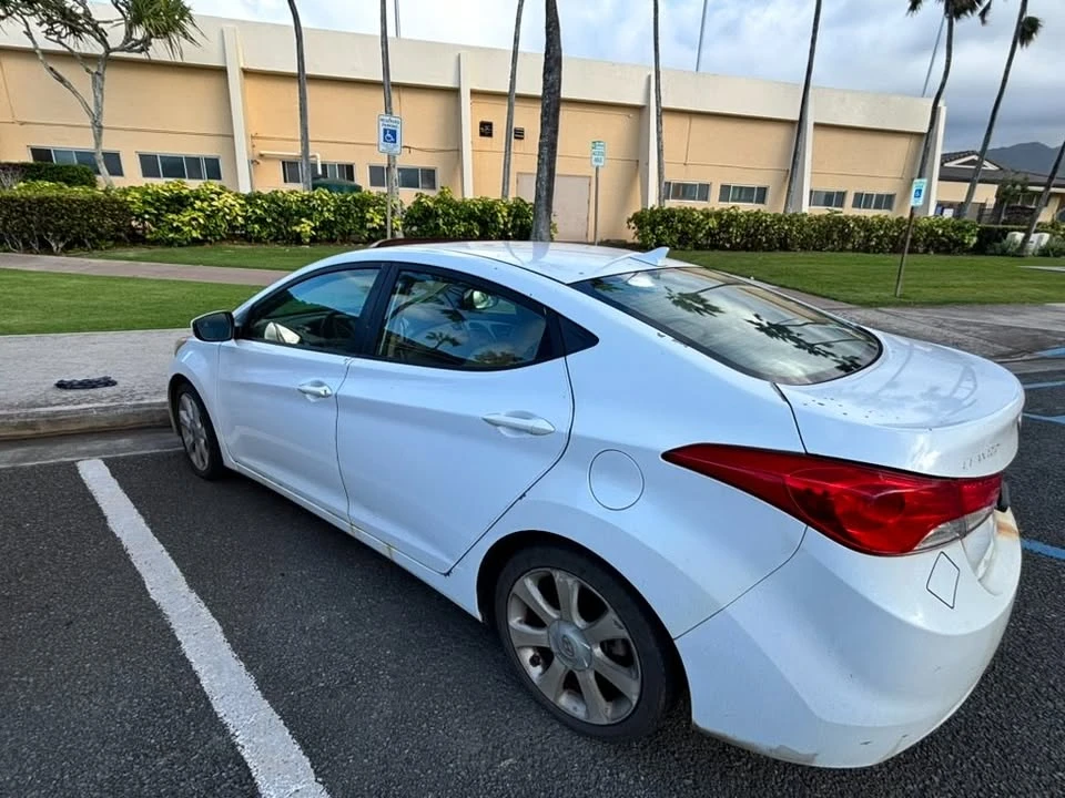 2011 Hyundai Elantra - Image 3 of 5