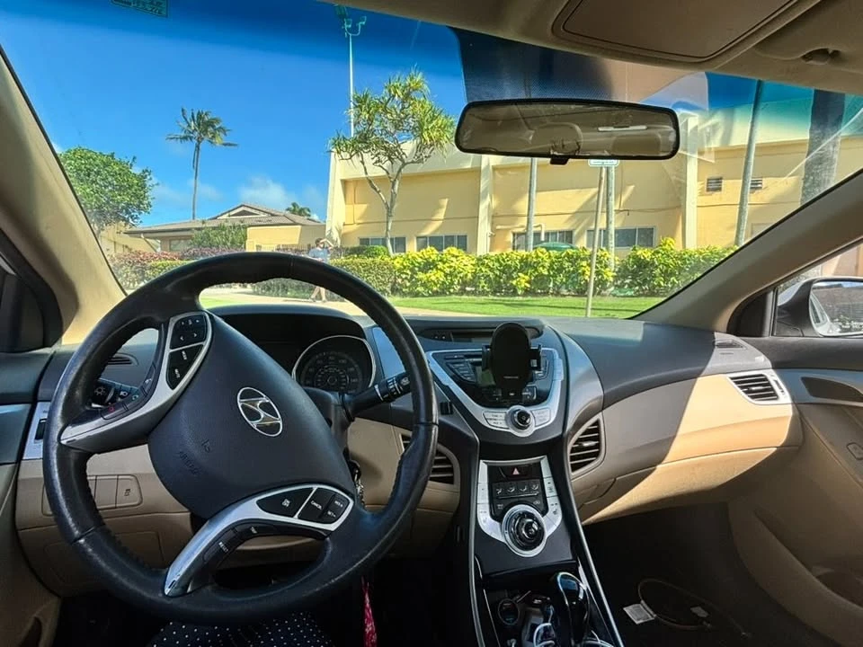 2011 Hyundai Elantra - Image 5 of 5