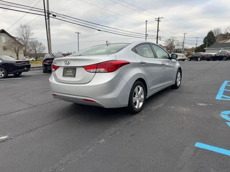 2011 Hyundai Elantra - Image 3 of 7