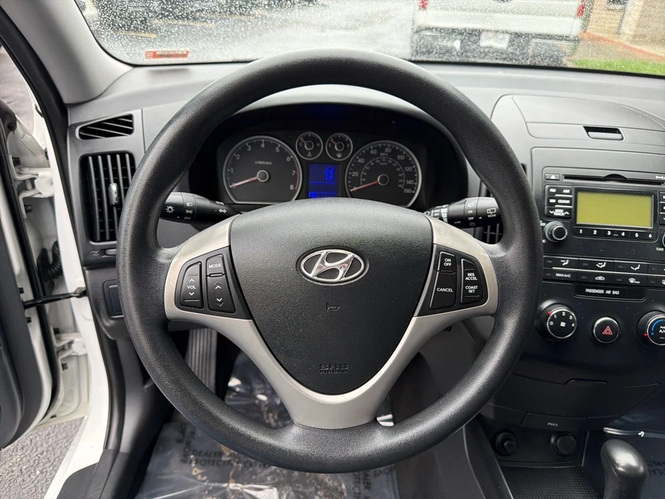 2011 Hyundai Elantra - Image 18 of 18