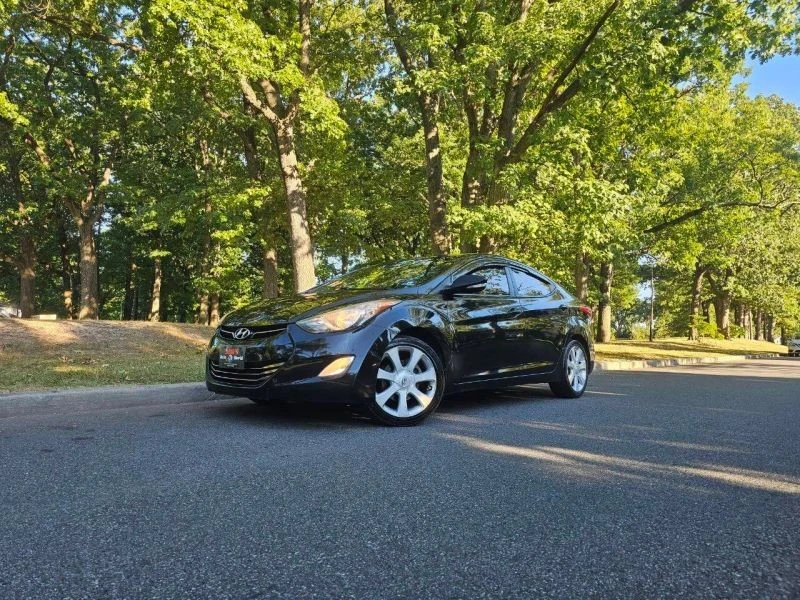 2011 Hyundai Elantra - Image 3 of 12