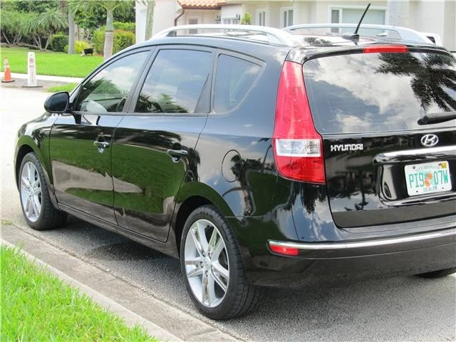 2011 Hyundai Elantra - Image 6 of 12