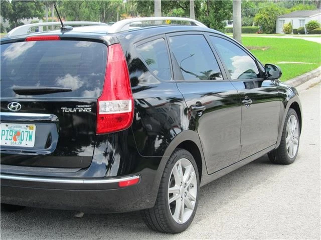 2011 Hyundai Elantra - Image 3 of 12