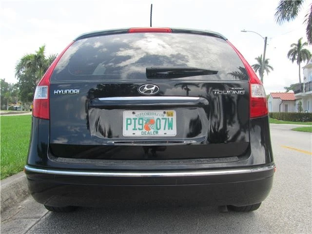 2011 Hyundai Elantra - Image 5 of 12