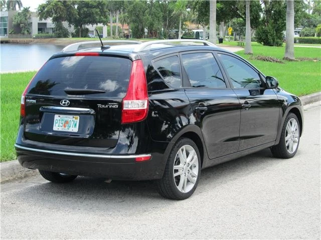 2011 Hyundai Elantra - Image 2 of 12
