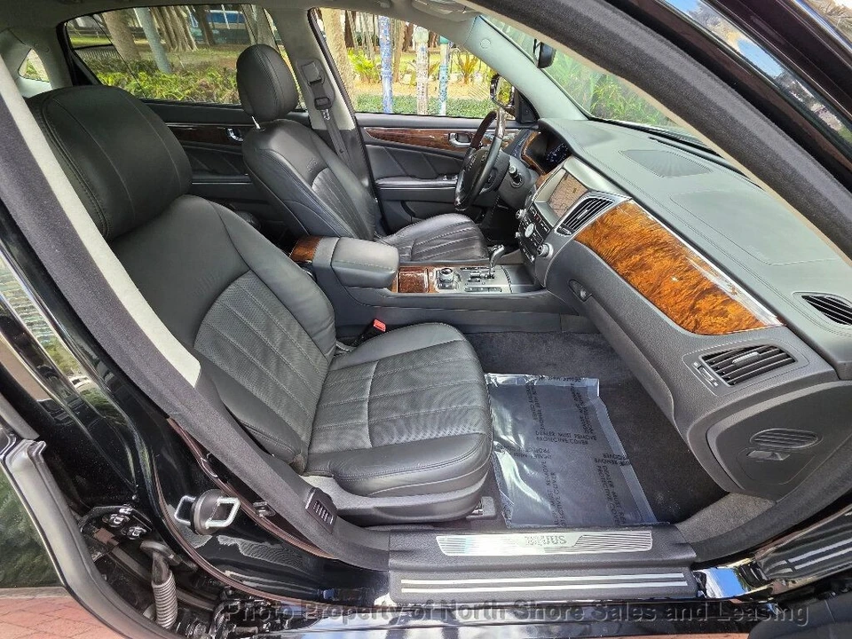 2011 Hyundai Equus - Image 11 of 12