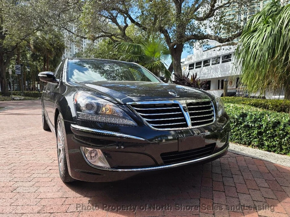 2011 Hyundai Equus - Image 2 of 12