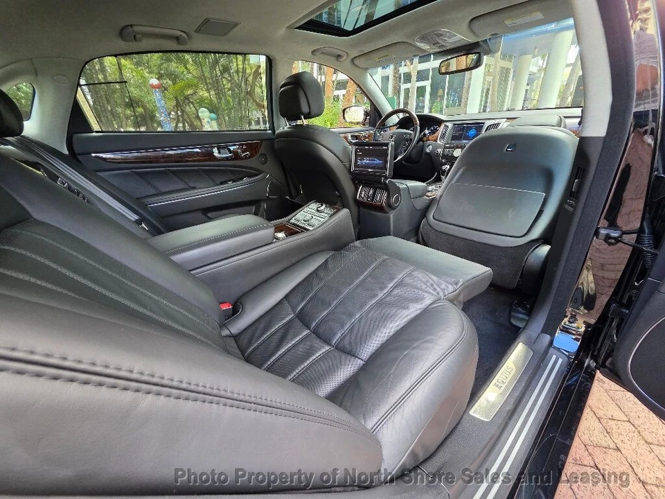 2011 Hyundai Equus - Image 10 of 12