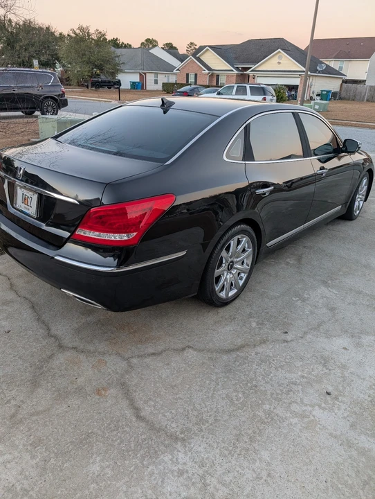 2011 Hyundai Equus - Image 6 of 10