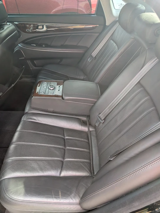 2011 Hyundai Equus - Image 8 of 10