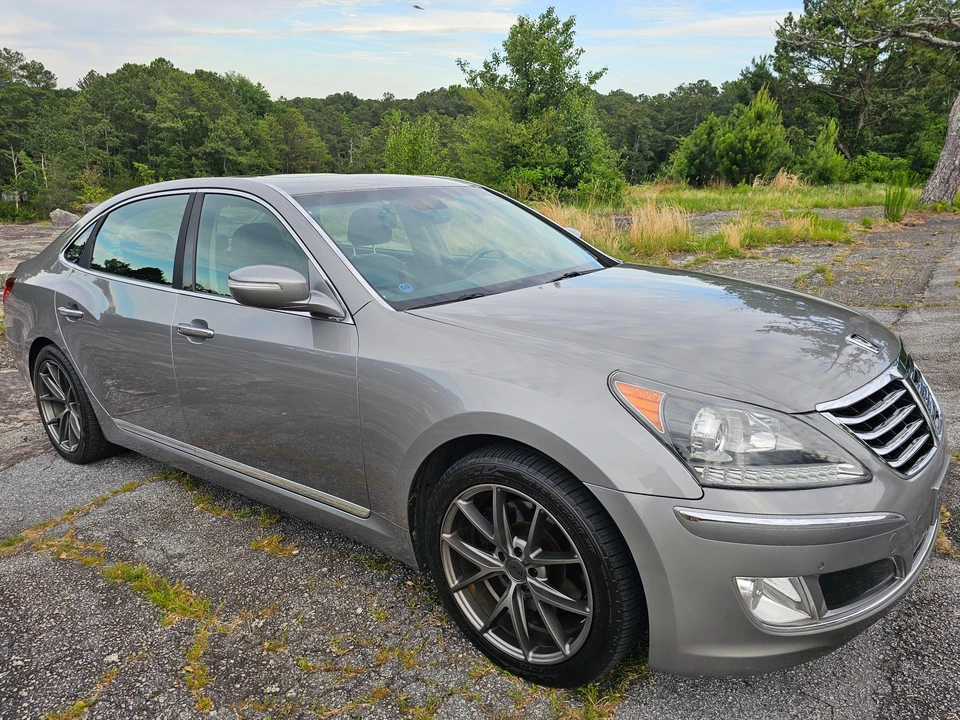 2011 Hyundai Equus - Image 20 of 31