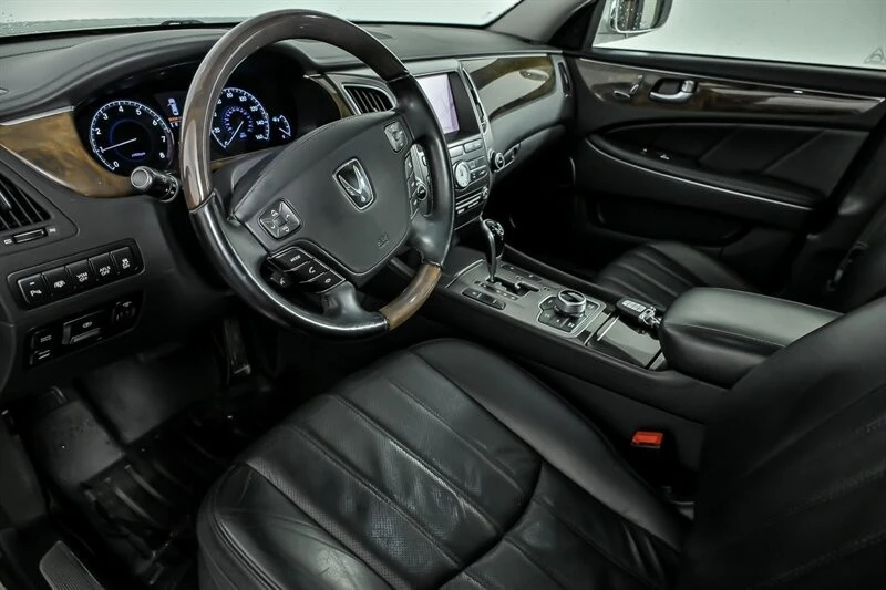 2011 Hyundai Equus - Image 18 of 21