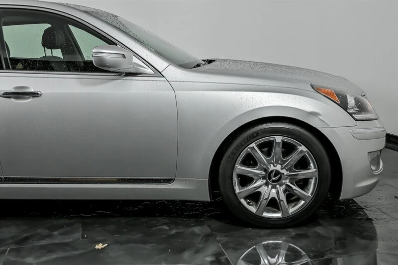 2011 Hyundai Equus - Image 12 of 21