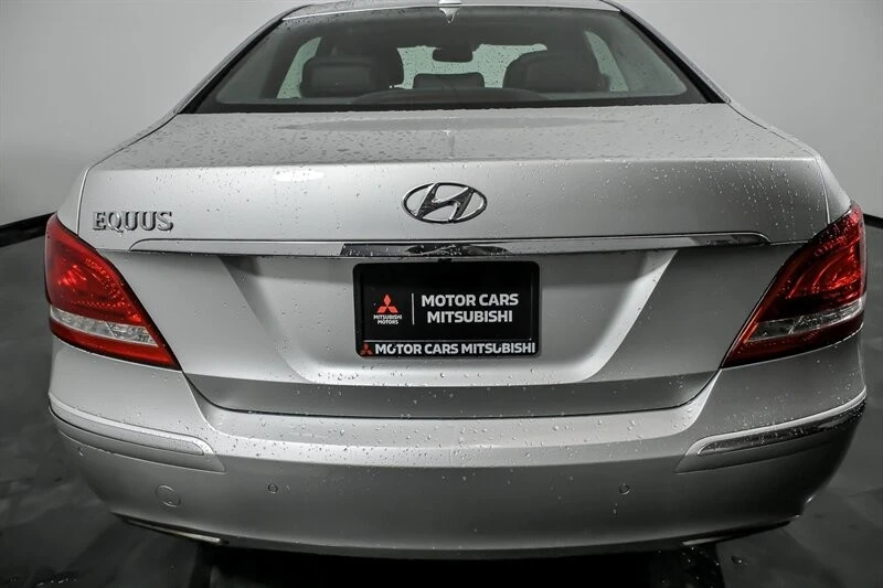 2011 Hyundai Equus - Image 9 of 21