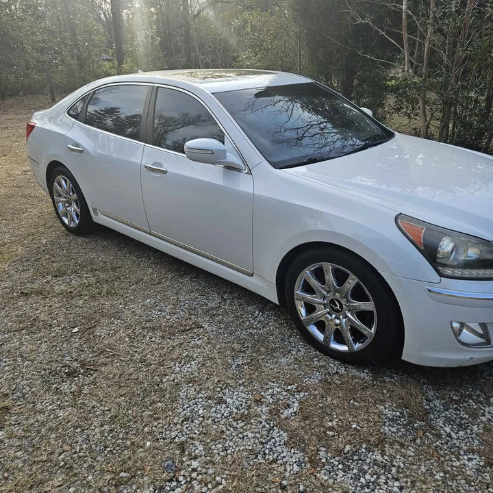 2011 Hyundai Equus - Image 2 of 4