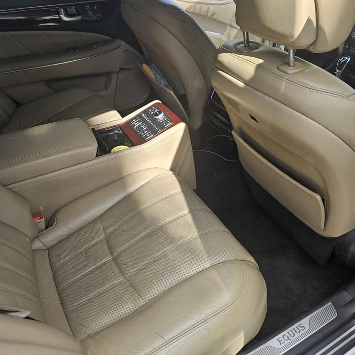 2011 Hyundai Equus - Image 4 of 4