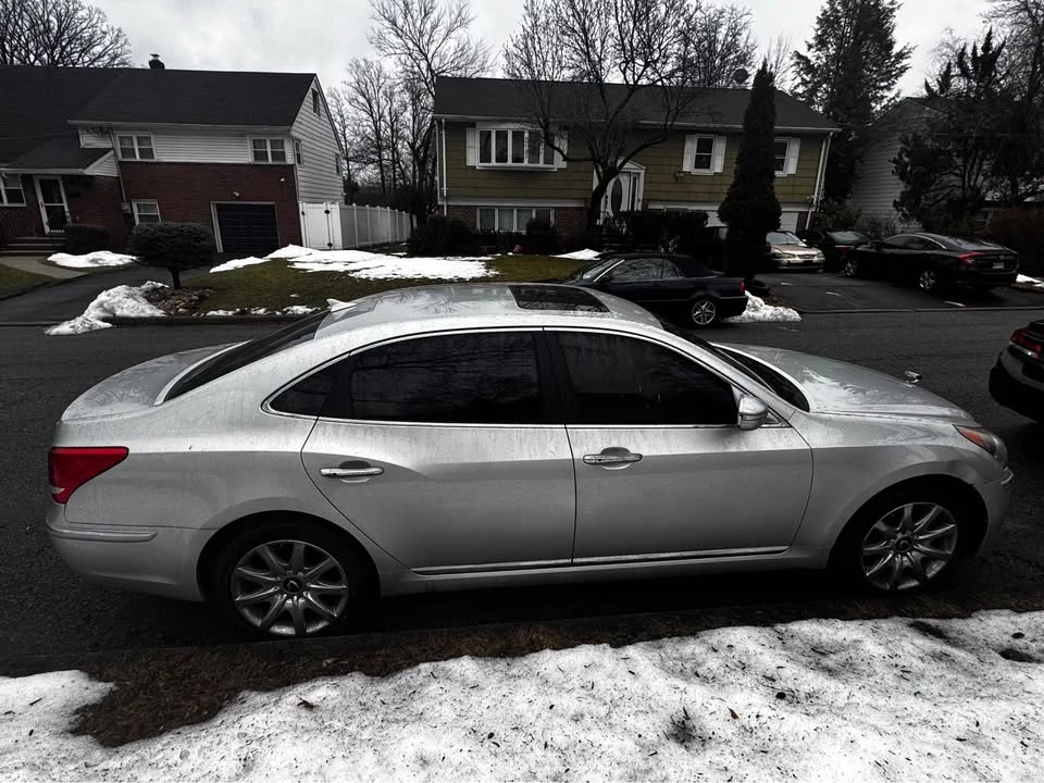 2011 Hyundai Equus - Image 3 of 9